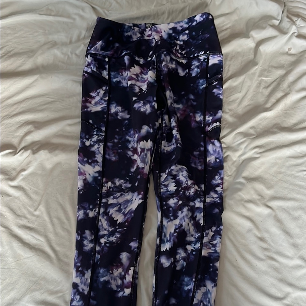 Stylish Adult Purple Patterned Leggings